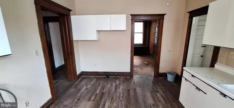 Entry Way - 11 E First St, Cumberland, MD 21502 photo 6 of 9