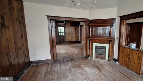 Living - 11 E First St, Cumberland, MD 21502 photo 1 of 3