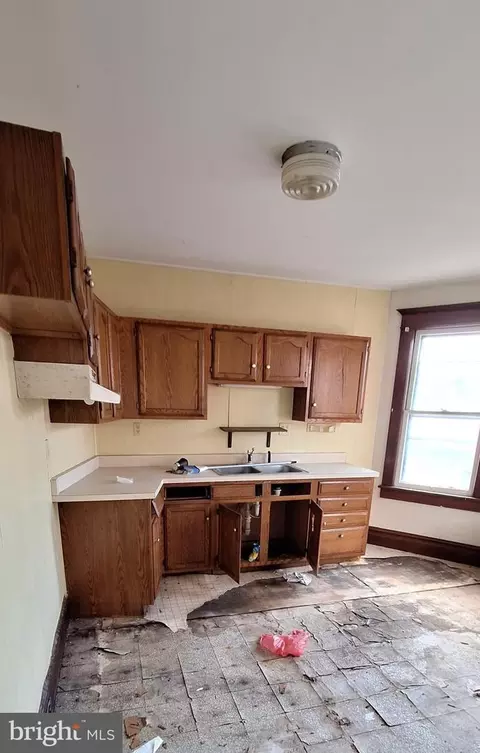 Other - 11 E First St, Cumberland, MD 21502 photo 5 of 7