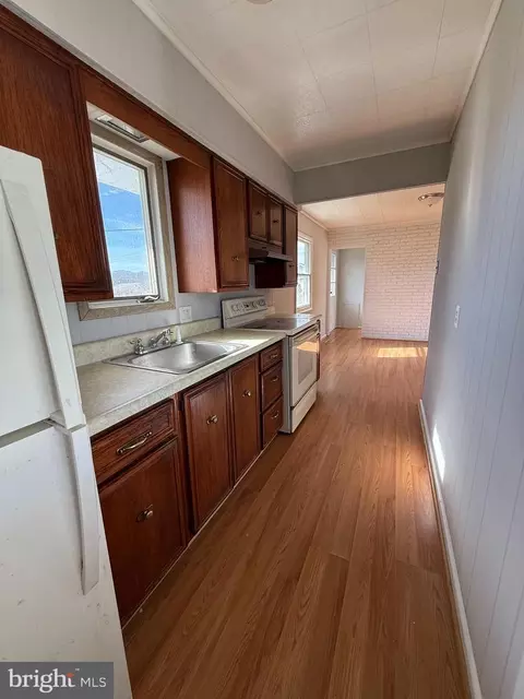 1311 E First St, Cumberland, MD 21502 photo 10