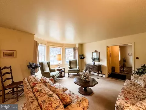 Living - 82 E Main St, Lonaconing, MD 21539 photo 2 of 6