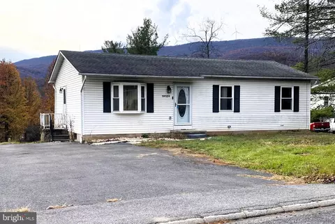 14104 Louise Dr SW, Cresaptown, MD 21502