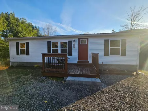 12618 Mahogany St, Cumberland, MD 21502
