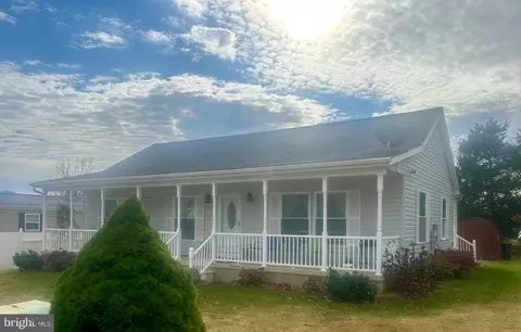 14210 Walter Dr SW, Cumberland, MD 21502