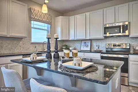 Kitchen - 312 Skyview Dr, La Vale, MD 21502 photo 2 of 2