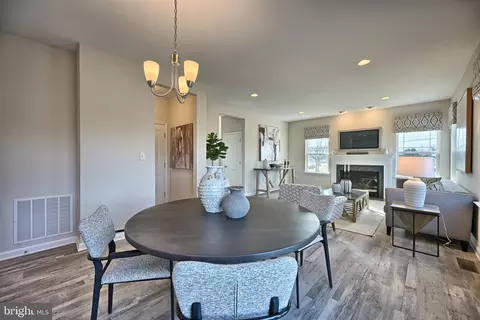 Dining - 312 Skyview Dr, La Vale, MD 21502 photo 1 of 2