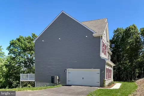 Exterior - 312 Skyview Dr, La Vale, MD 21502 photo 2 of 4