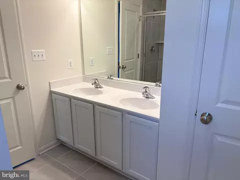 Bath - 312 Skyview Dr, La Vale, MD 21502 photo 2 of 2