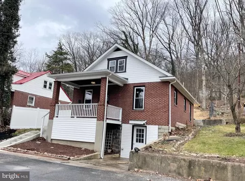 416 Georges Creek Blvd, La Vale, MD 21502