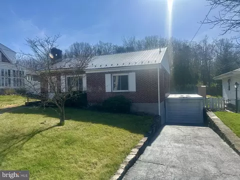 1105 Holland St, Cumberland, MD 21502