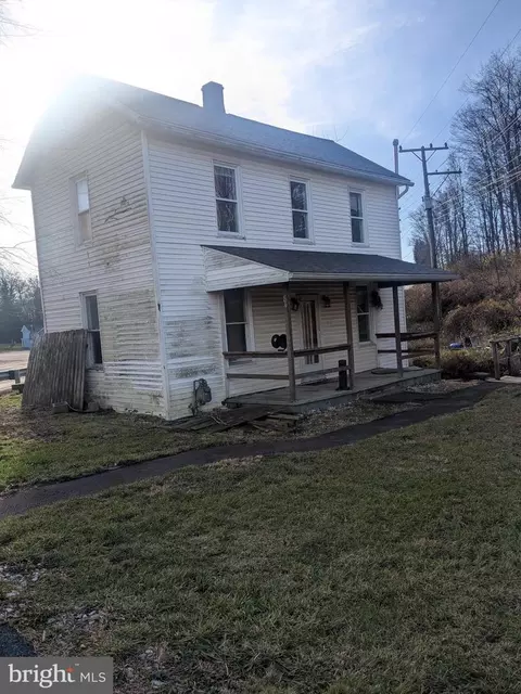 84 S Grant St, Frostburg, MD 21532