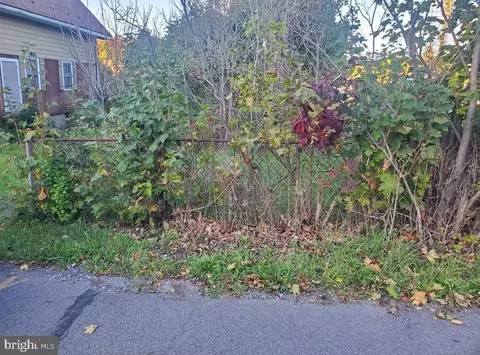 19823 Broad St, Midland, MD 21542