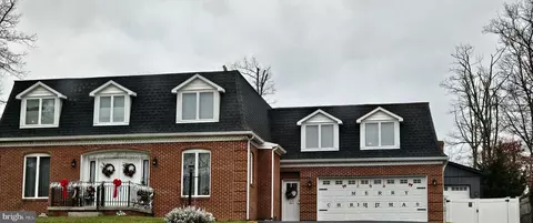 1115 Bishop Walsh Rd, Cumberland, MD 21502