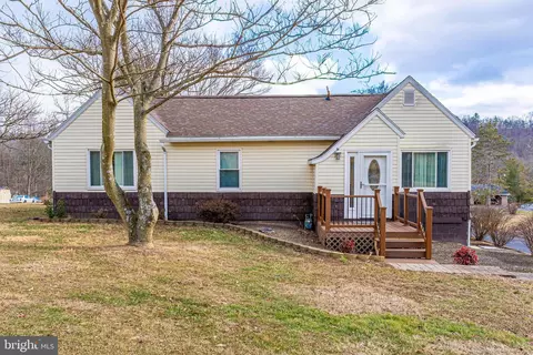 13604 Bedford Rd NE, Cumberland, MD 21502