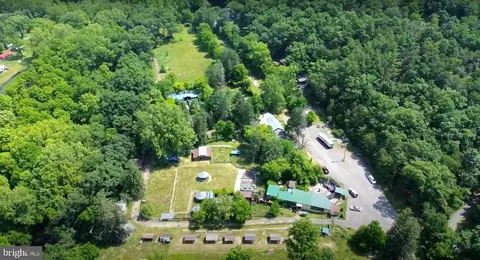 10105 Cottage Inn Ln NE, Cumberland, MD 21502