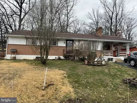 11806 Bayberry Ave, Cumberland, MD 21502