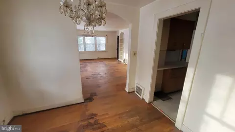 8 Buchanan Ave, La Vale, MD 21502