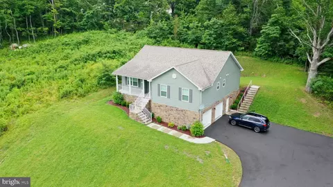230 Redstone Ter, Frostburg, MD 21532