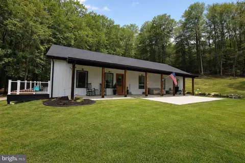 1900 Durham Dr, Cumberland, MD 21502