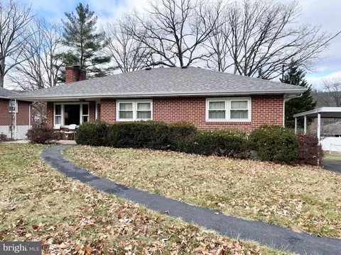 7 Roger Way, La Vale, MD 21502