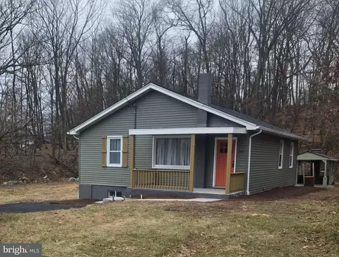 975 Williams St, Cumberland, MD 21502