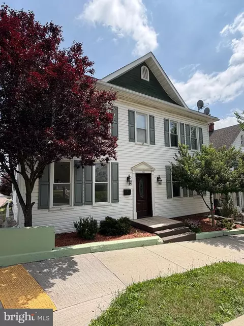 61 W Main St, Frostburg, MD 21532