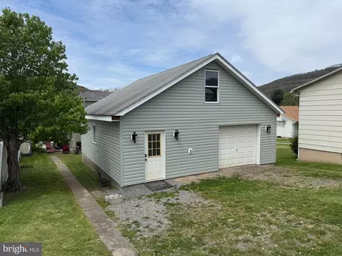 114 Green St, Westernport, MD 21562