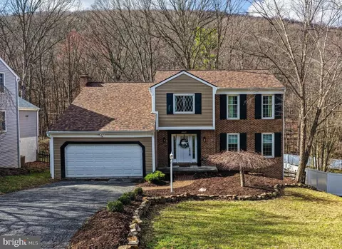 15117 Trail Ridge Rd SW, Cresaptown, MD 21502