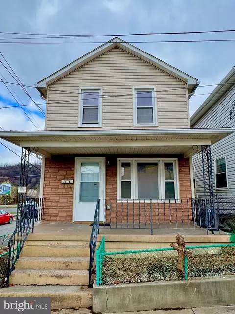 231 Oak St, Cumberland, MD 21502