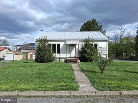 256 Blackiston Ave, Cumberland, MD 21502