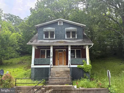 856 Gephart Dr W, Cumberland, MD 21502