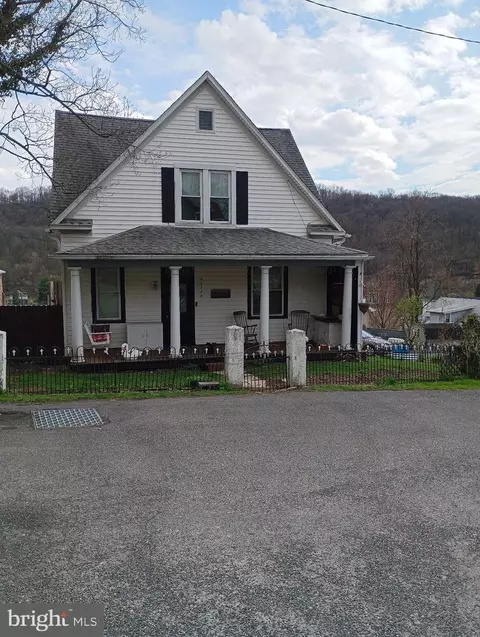 15716 Ponderosa Ln NW, Mount Savage, MD 21545