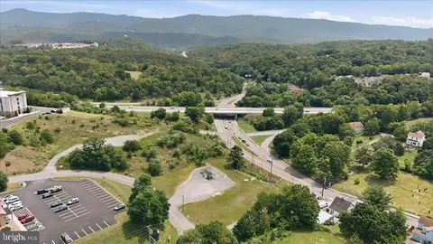101 Welton Dr, Cumberland, MD 21502