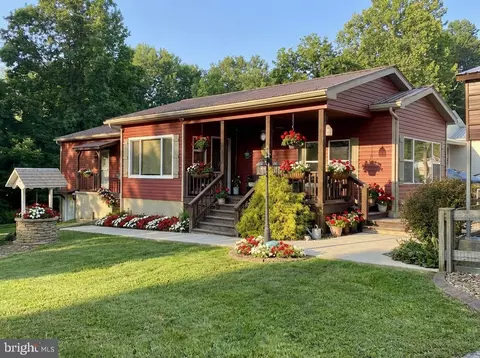 14244 Cunningham Dr SW, Cresaptown, MD 21502