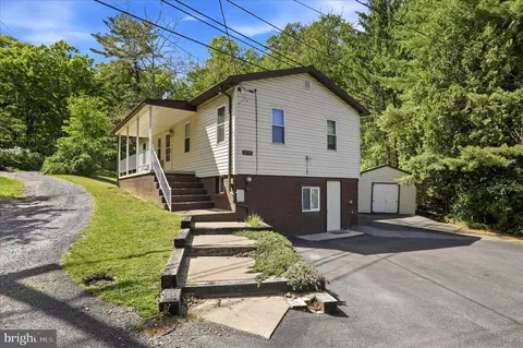 12717 N Cresap St, Cumberland, MD 21502