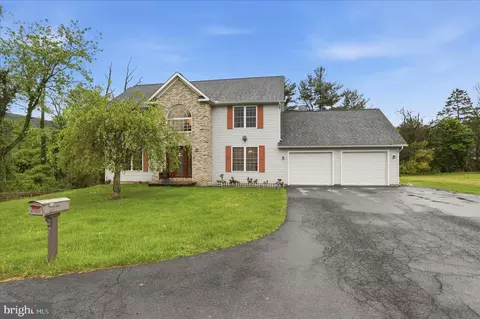 20 Doris St, La Vale, MD 21502