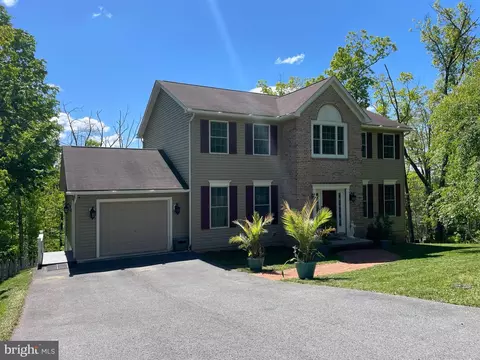 1044 Longwood Ave, Cumberland, MD 21502