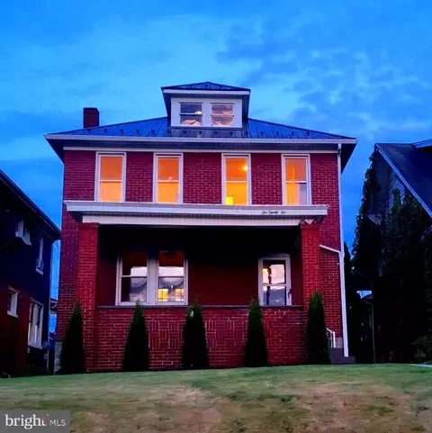 632 Hill Top Dr, Cumberland, MD 21502