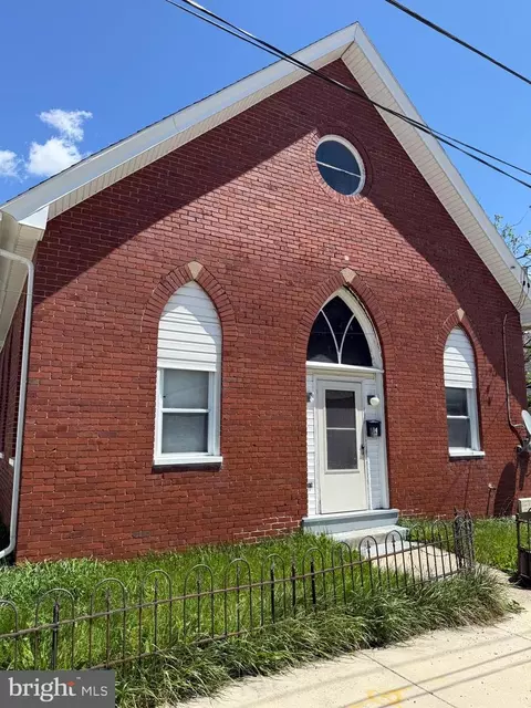 14 Stoyer St, Frostburg, MD 21532