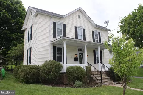 91 Pine St, Frostburg, MD 21532