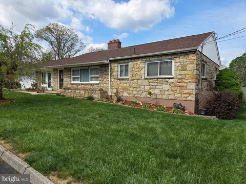 203 Wempe Dr, Cumberland, MD 21502