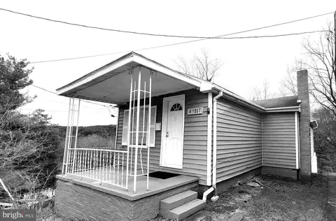 4 Yost Ave, Cumberland, MD 21502