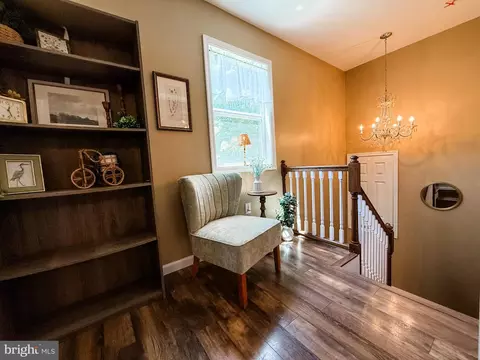 Entry Way - 23916 Kyle Hill Rd SW, Barton, MD 21521 photo 6 of 8