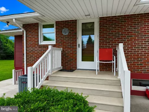 Exterior - 19210 S Railroad St, Barton, MD 21521 photo 4 of 9