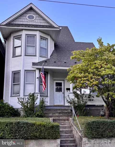 813 Columbia Ave, Cumberland, MD 21502