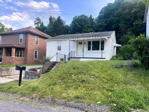 16410 Clarysville Rd SW, Frostburg, MD 21532