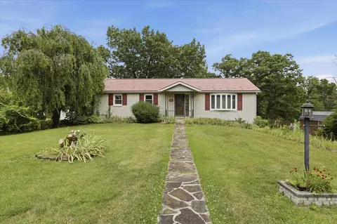 14105 Royal Oak Dr SW, Cresaptown, MD 21502