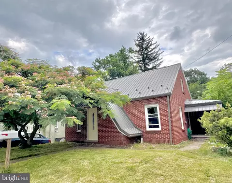 21 Centennial St, Frostburg, MD 21532