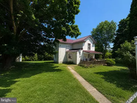 10619 Komatz Dr SW, Frostburg, MD 21532
