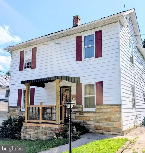 52 Linden St, Frostburg, MD 21532